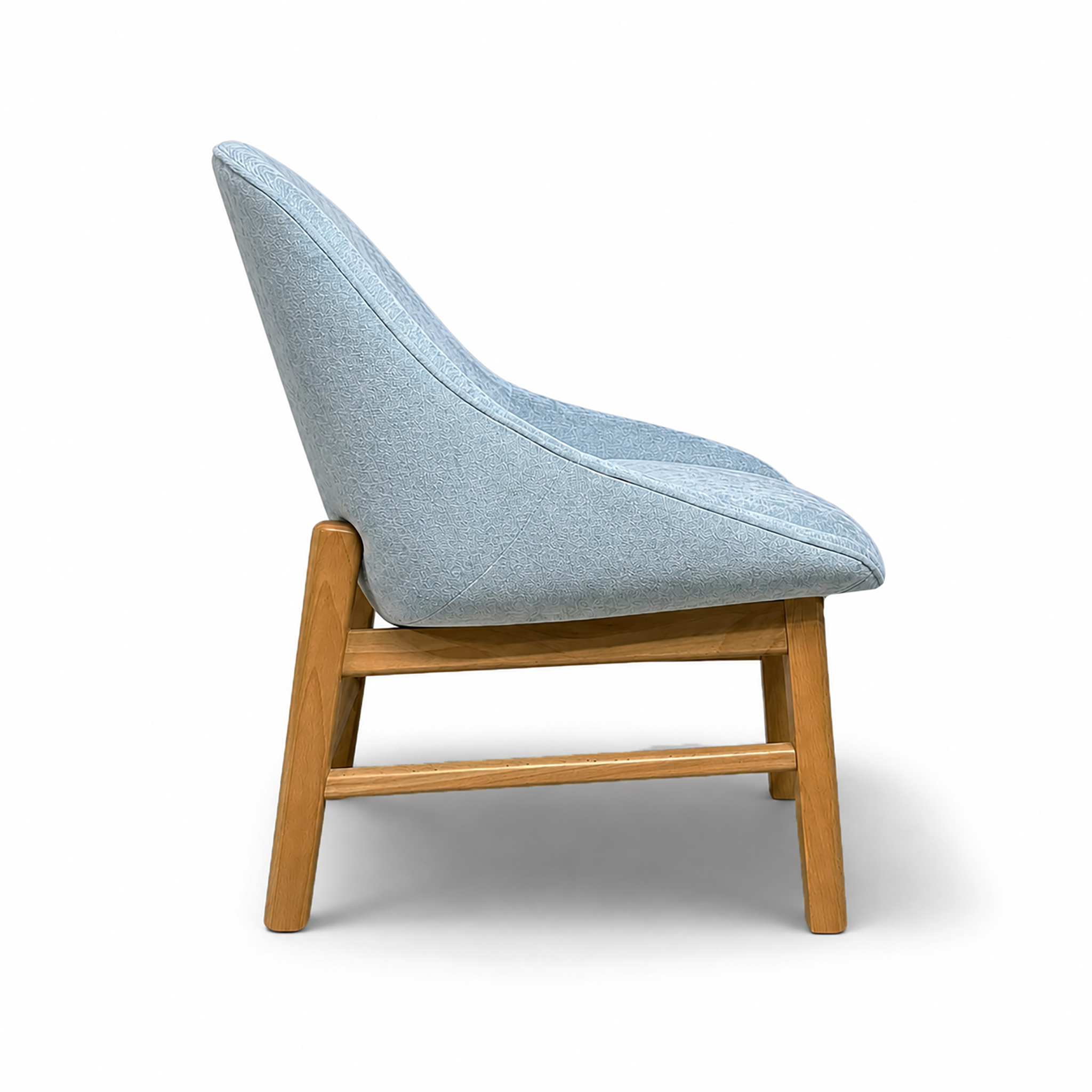 X-206 LOUNGE CHAIR - Image 3